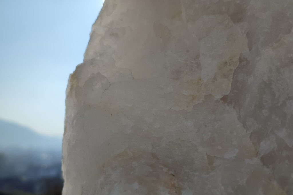 1678383902554-1200x800-1